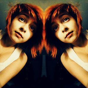 Meet your Posher, Iris